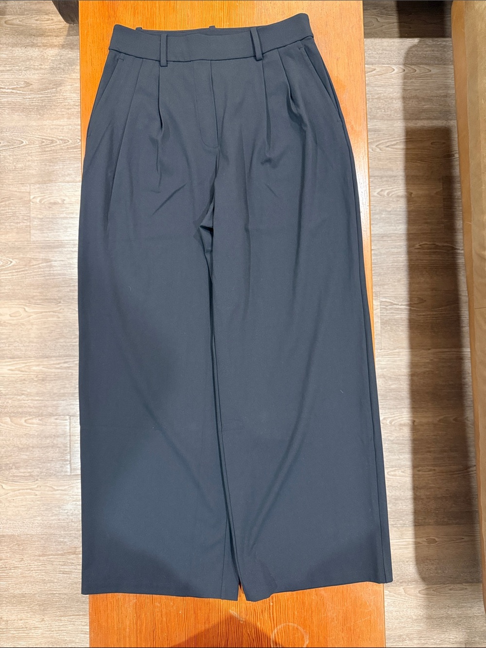Lululemon Daydrift Black Wide Leg Pleated Trousers